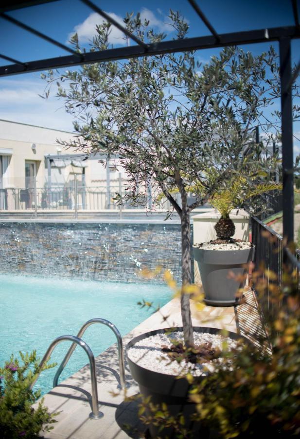 Hôtel restaurant Mon Auberge Lunel (Herault) Exterior foto